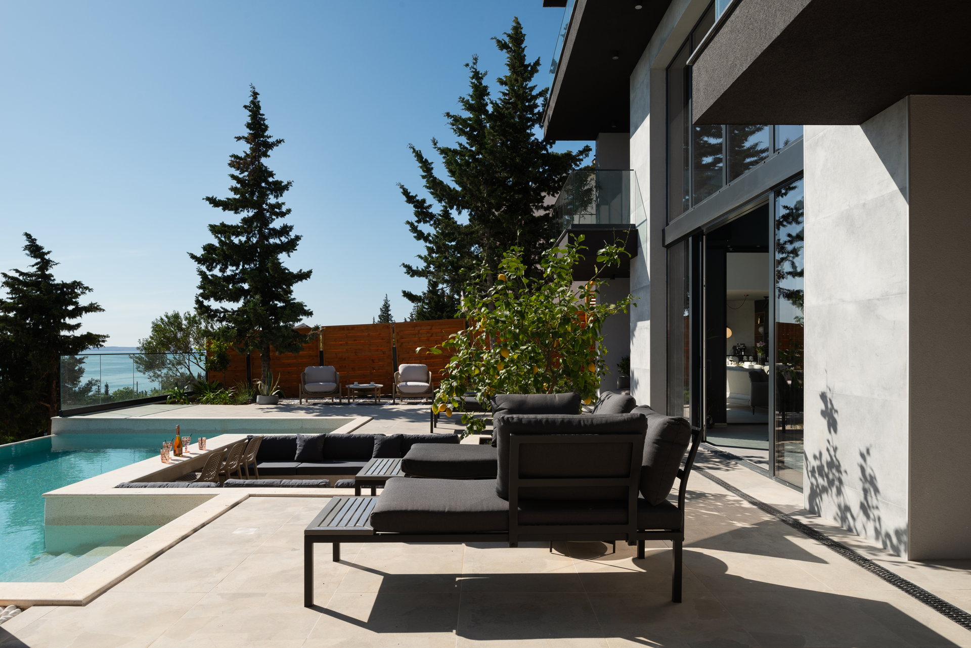 Luxury Villa Black Velvet with Pool