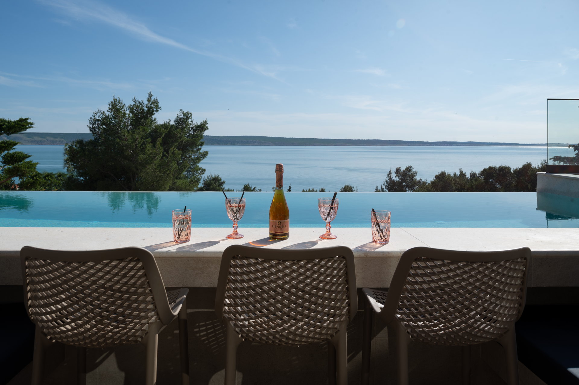 Luxury Villa Black Velvet with Pool