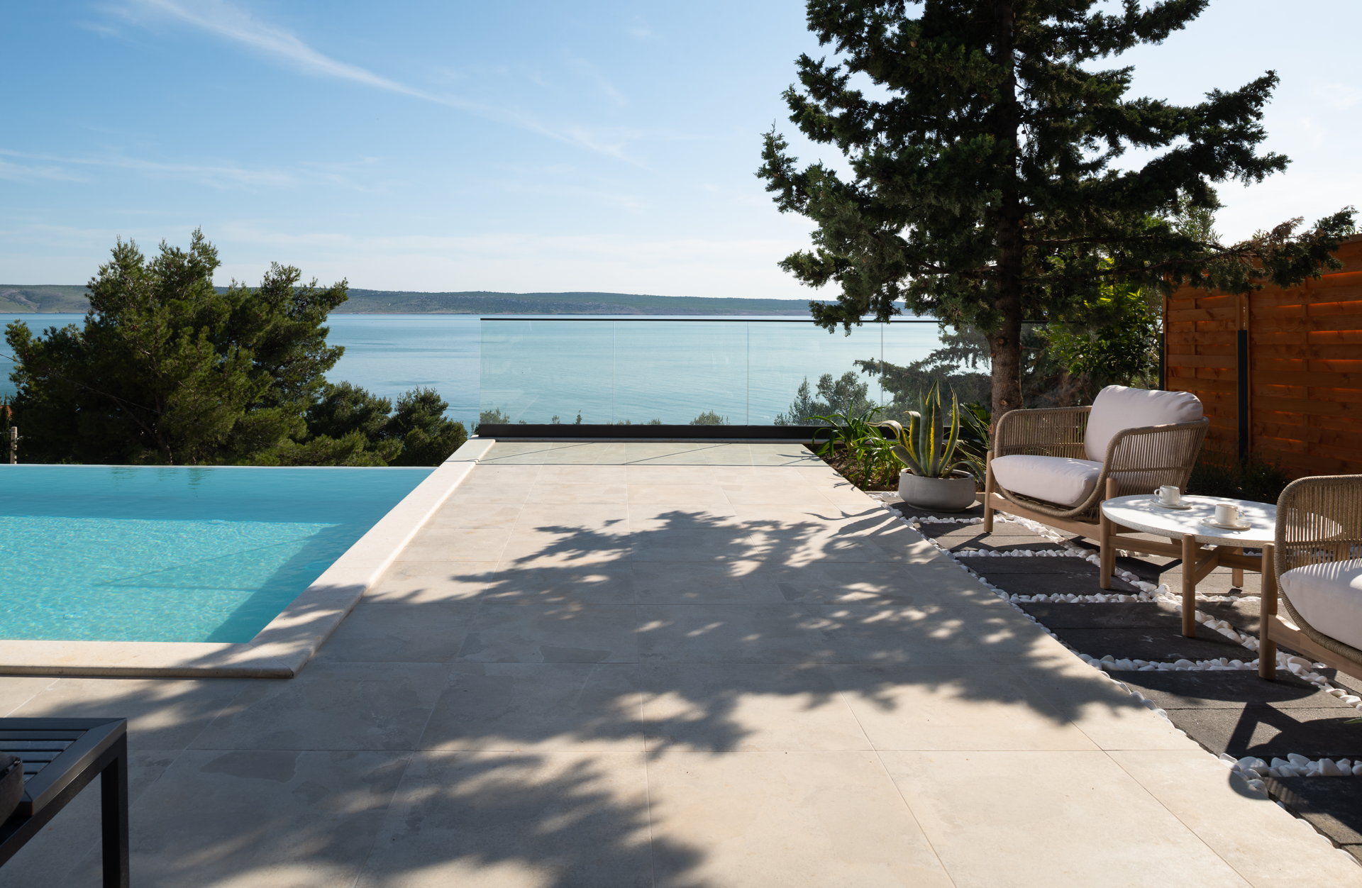 Luxury Villa Black Velvet with Pool