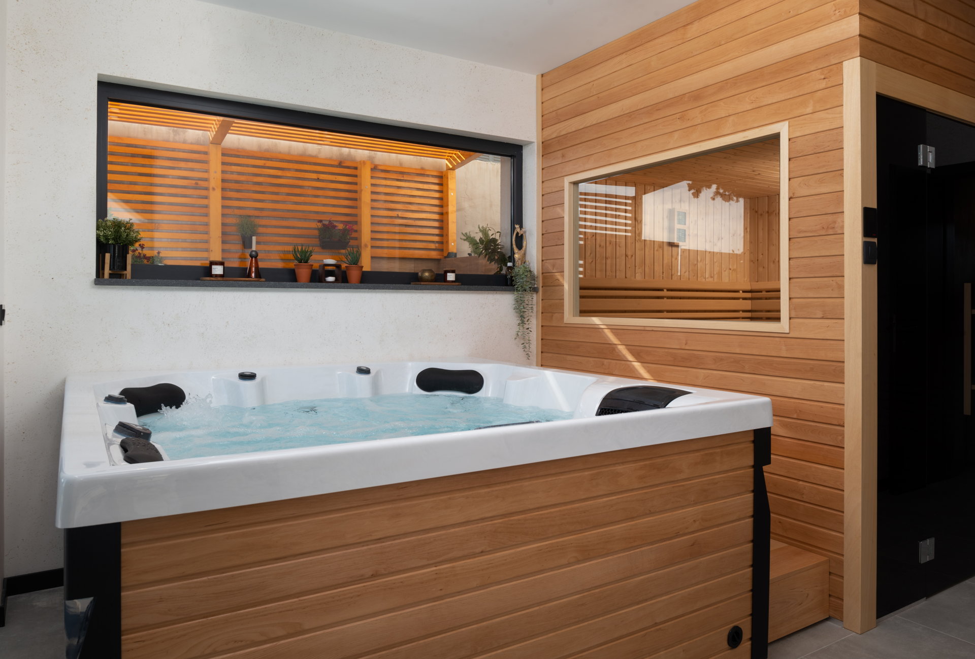 Luxury Villa Black Velvet with Pool