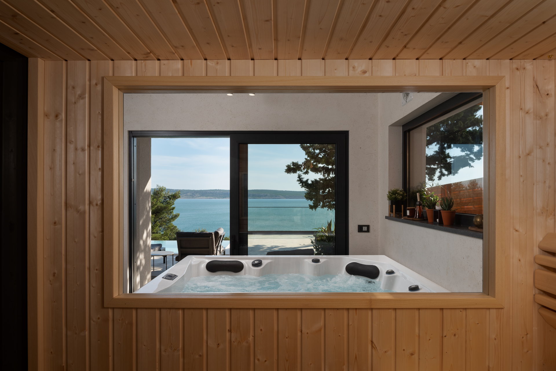 Luxury Villa Black Velvet with Pool