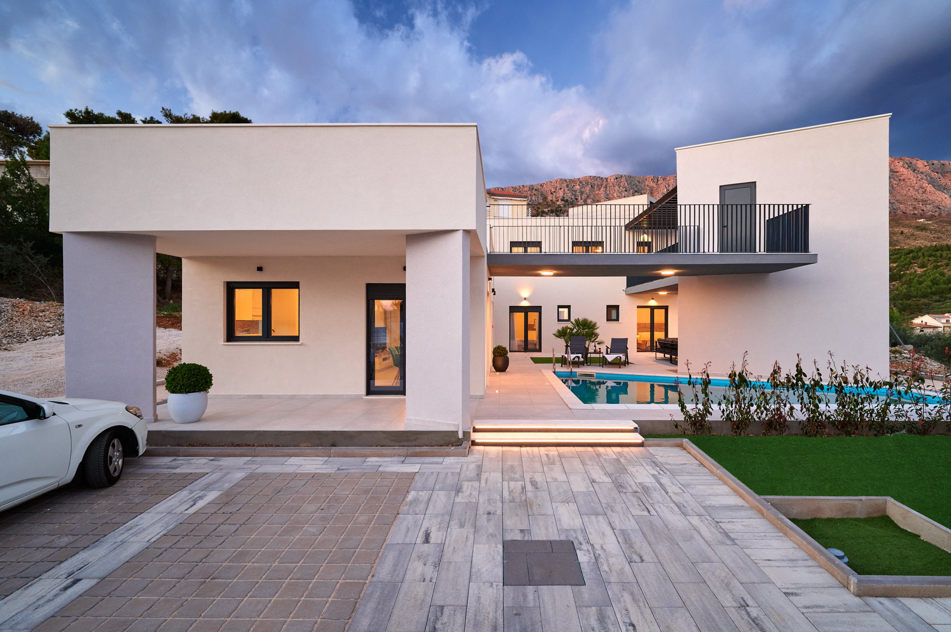 Luxury Villa Tango with Pool