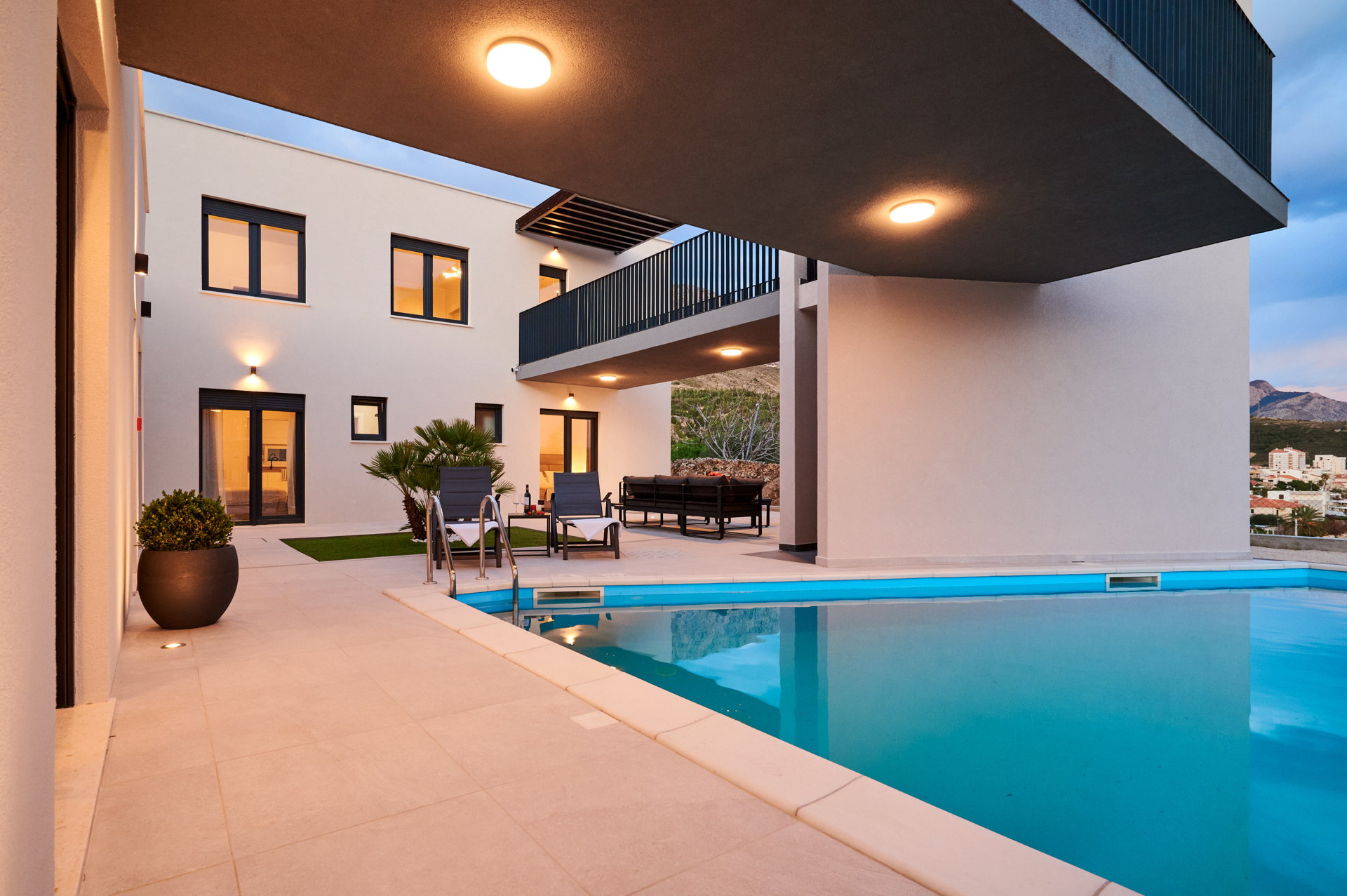 Luxury Villa Tango with Pool