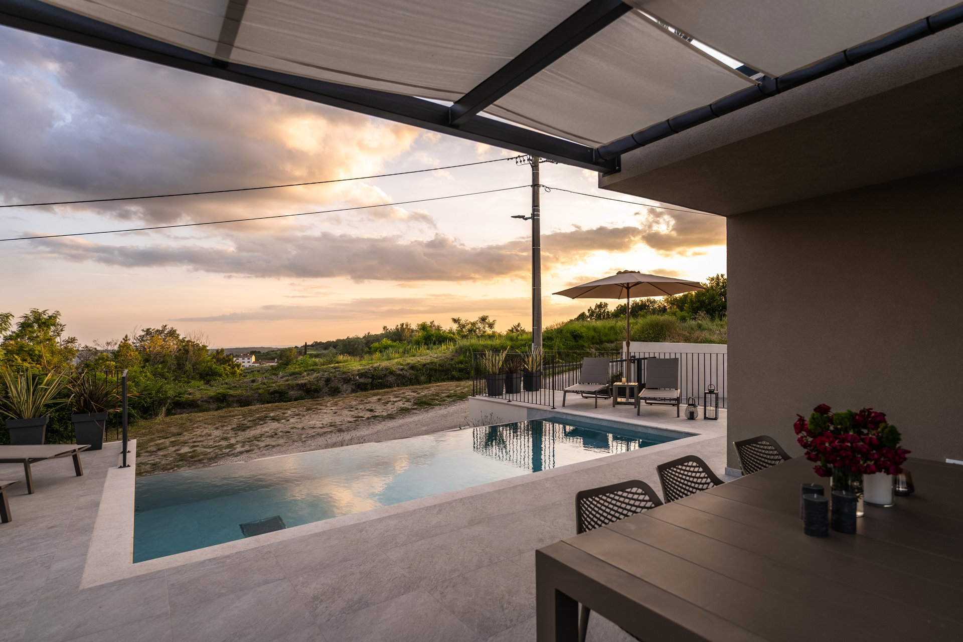 Villa Oasis with Pool