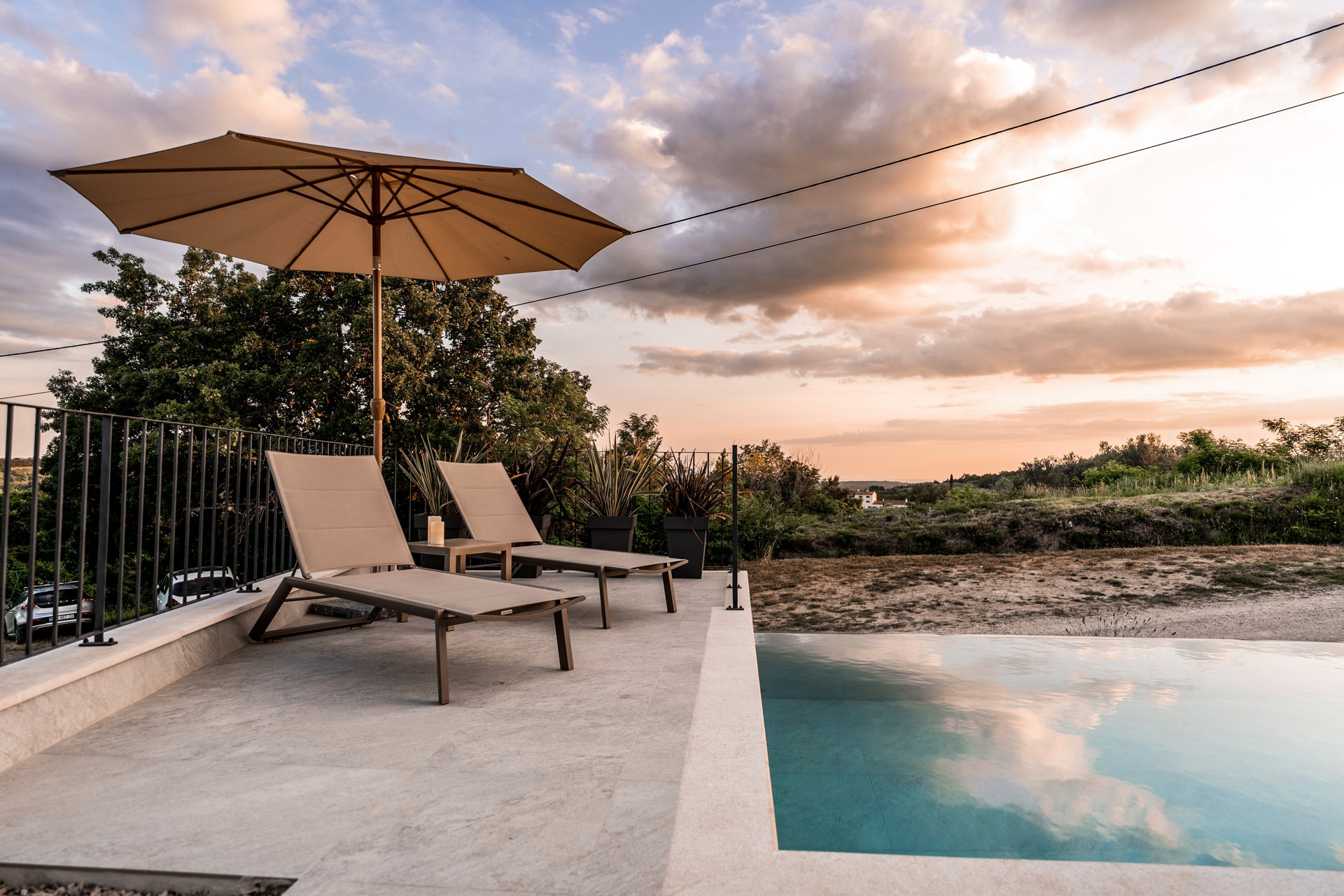 Villa Oasis with Pool