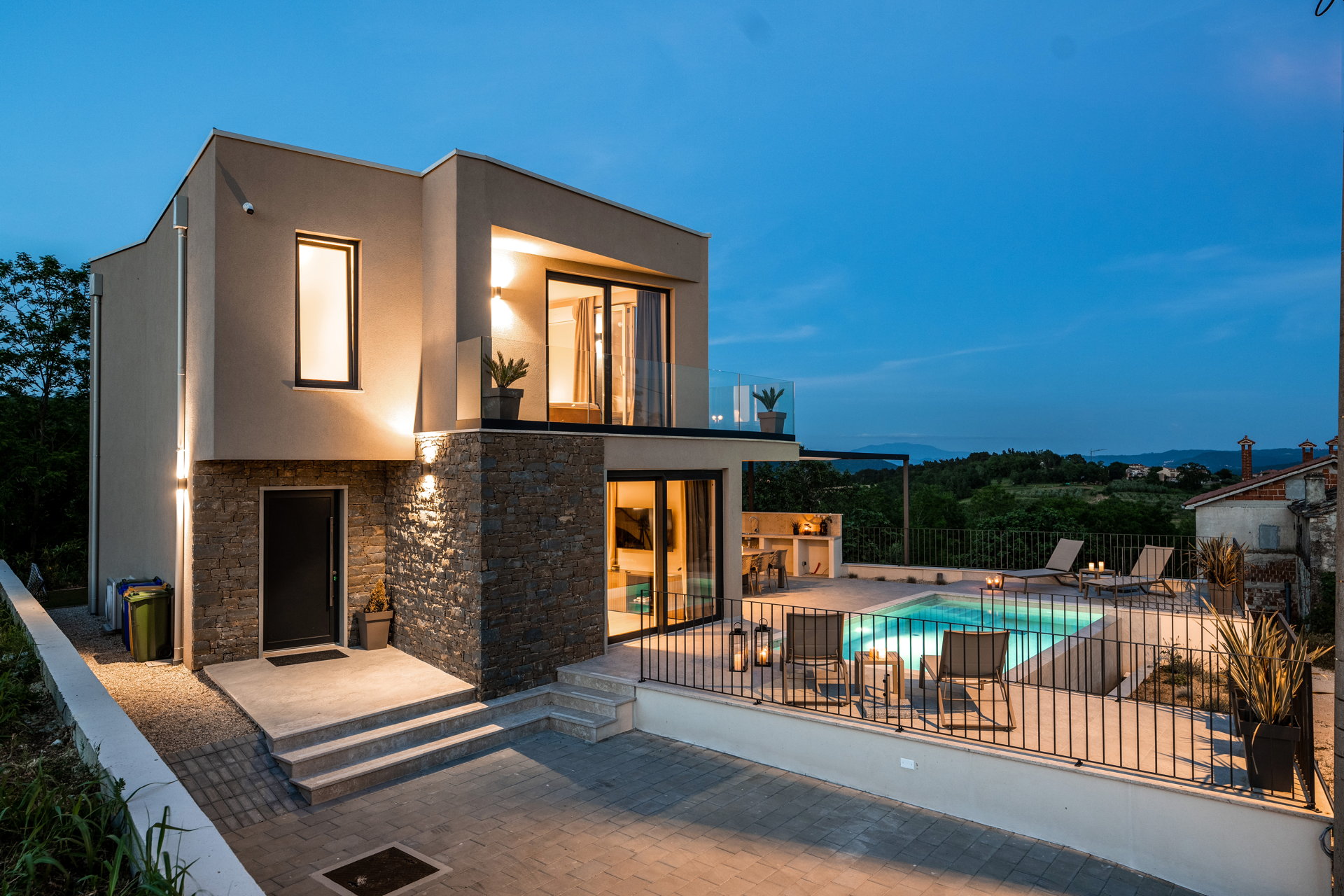 Villa Oasis with Pool