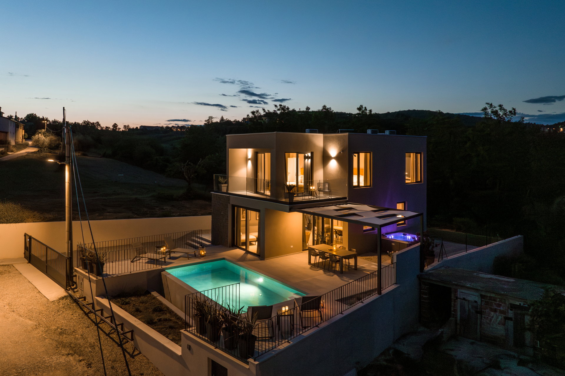 Villa Oasis with Pool