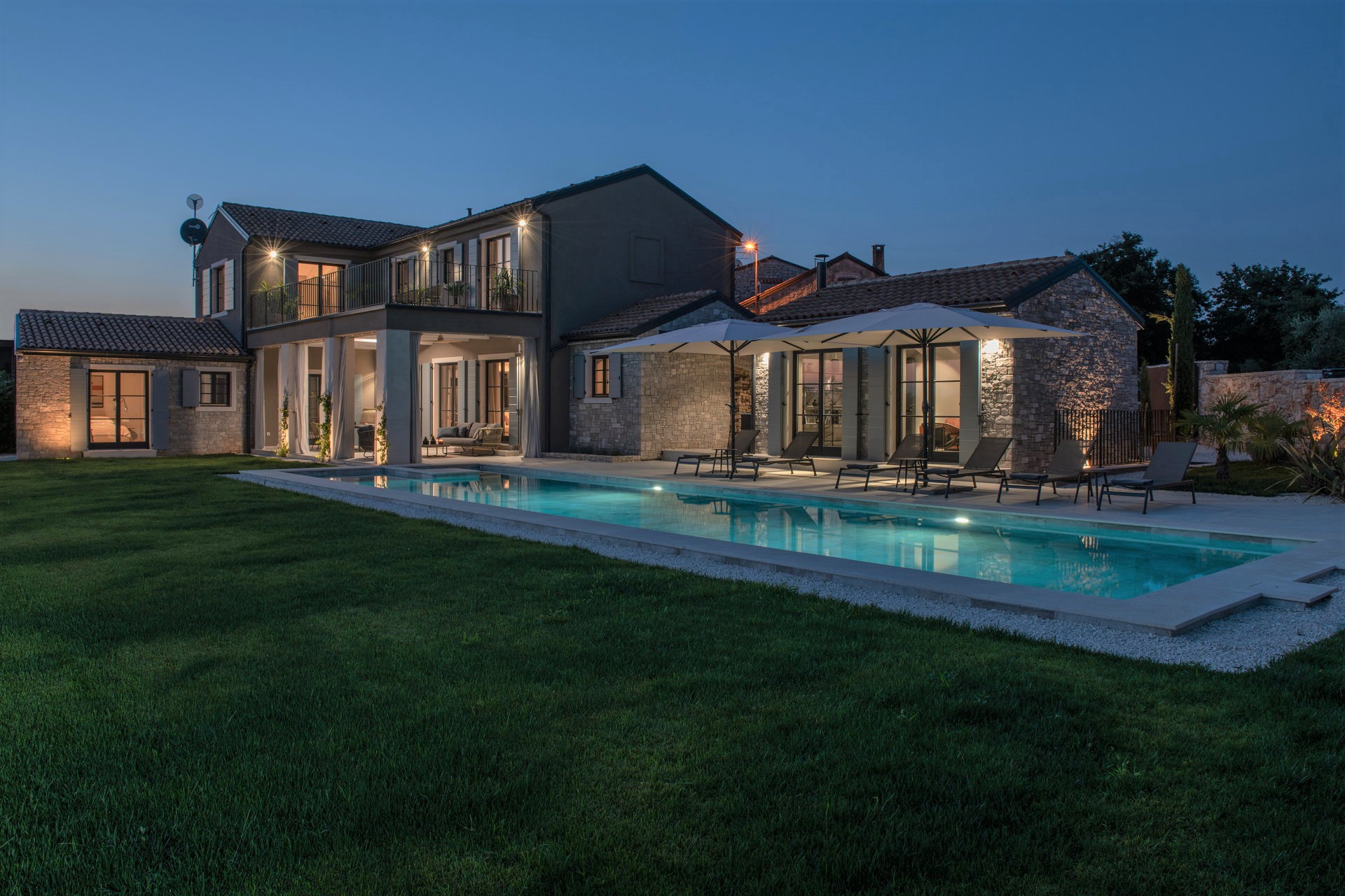 Villa Riposo with Pool