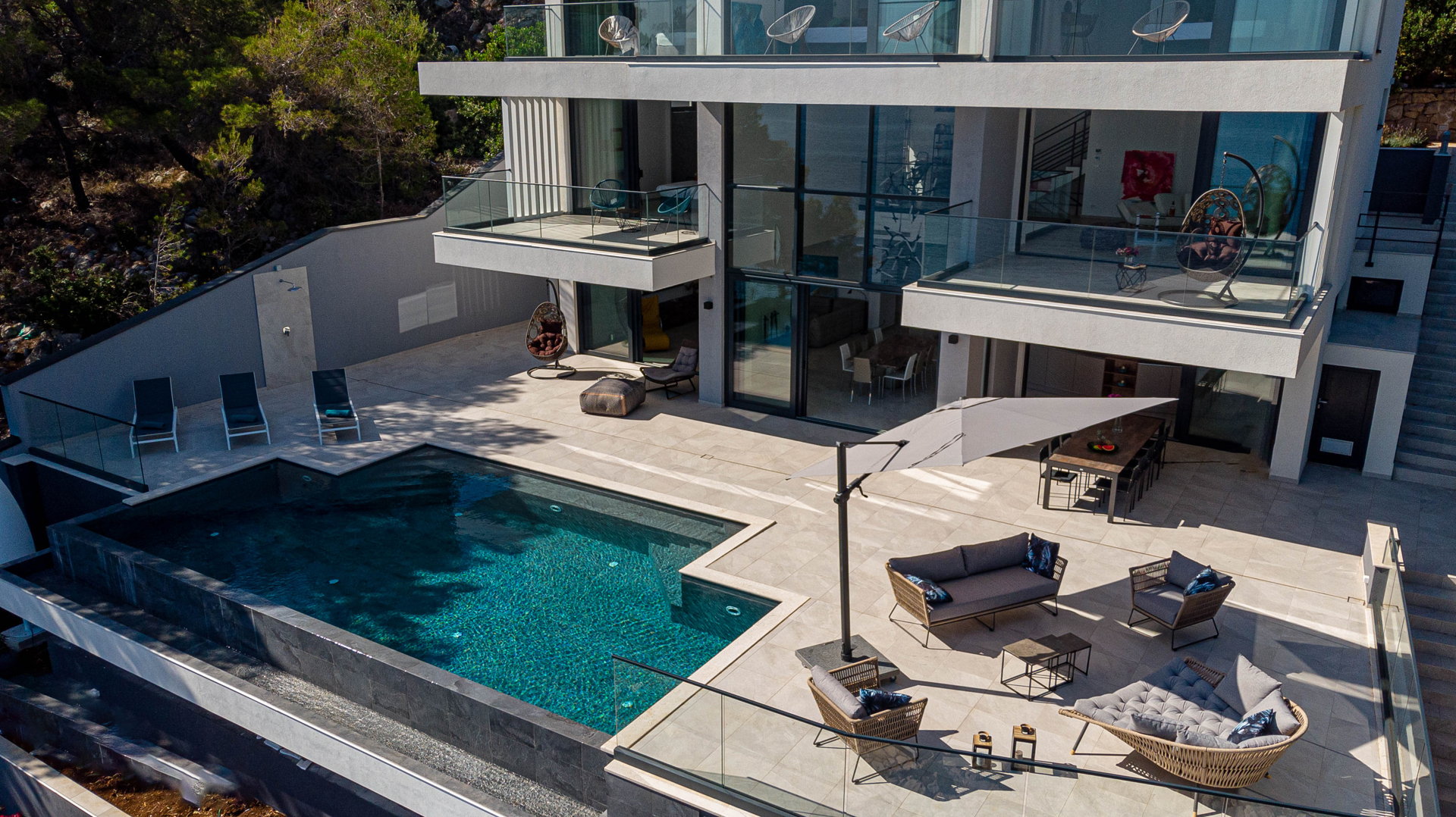 Beachfront Villa Aquamarin with Pool
