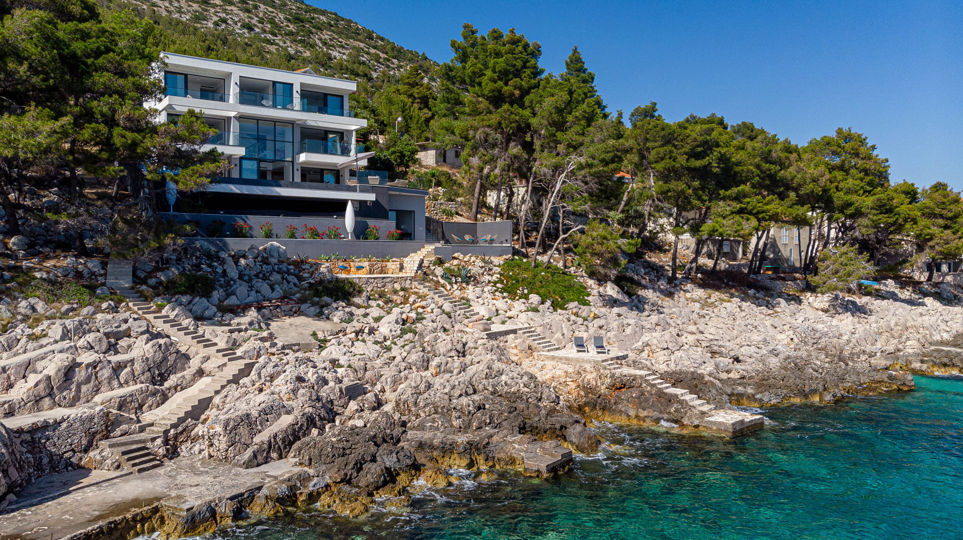 Beachfront Villa Aquamarin with Pool