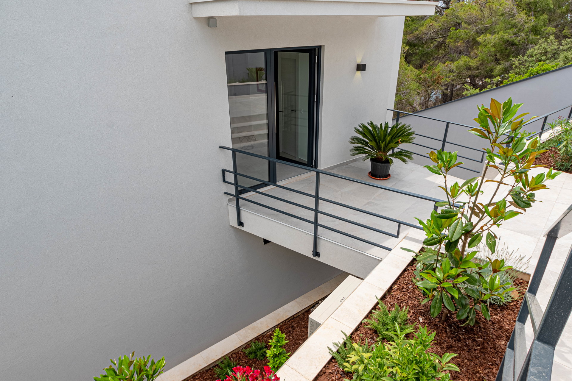 Beachfront Villa Aquamarin with Pool