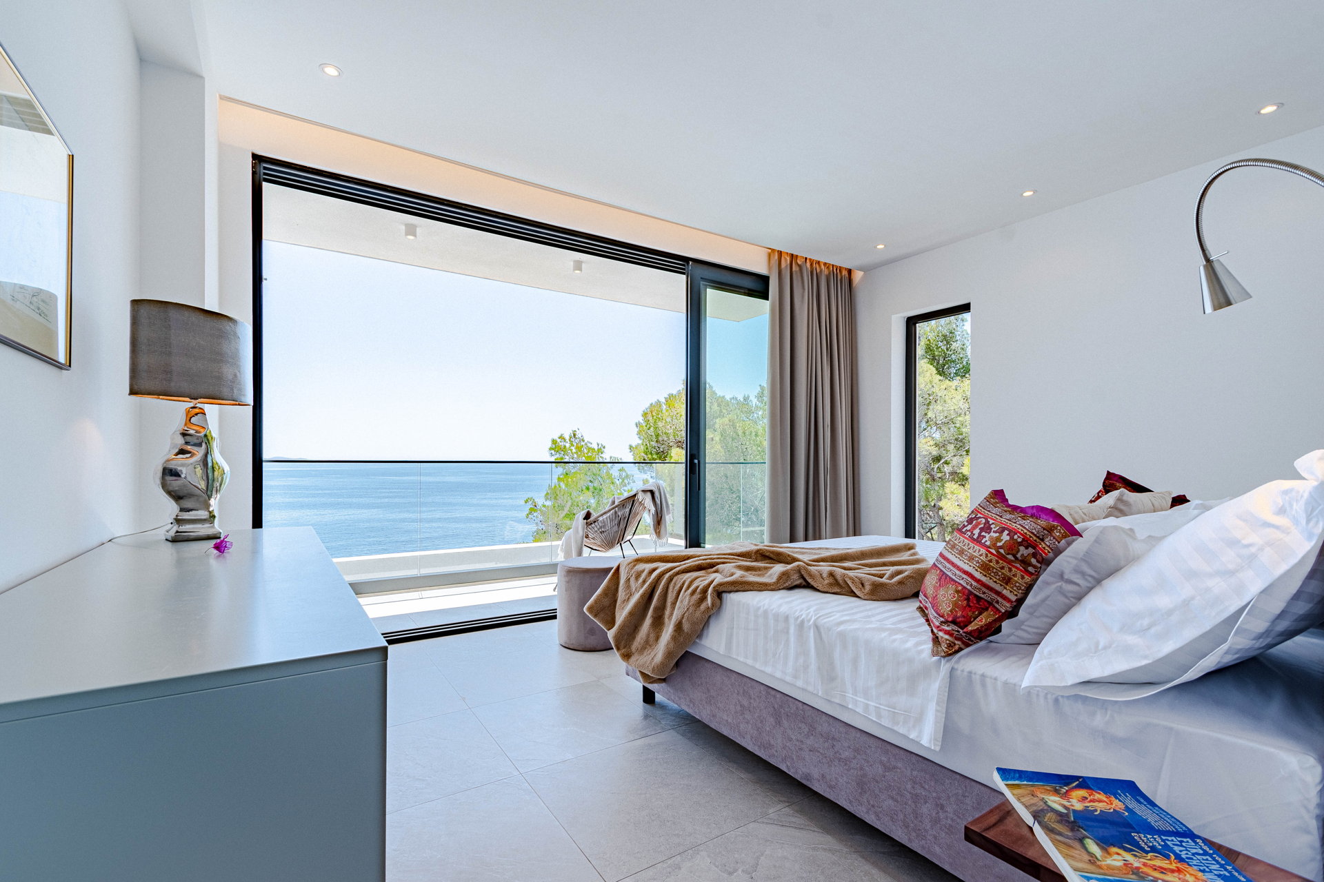 Beachfront Villa Aquamarin with Pool