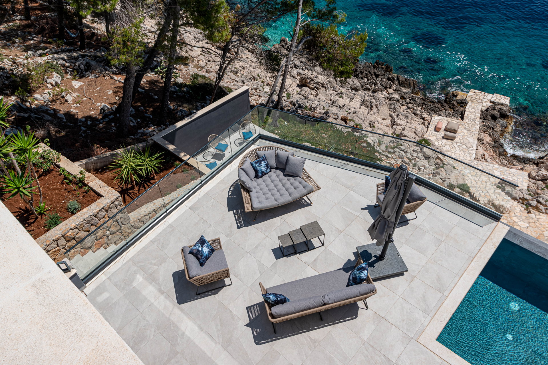 Beachfront Villa Aquamarin with Pool