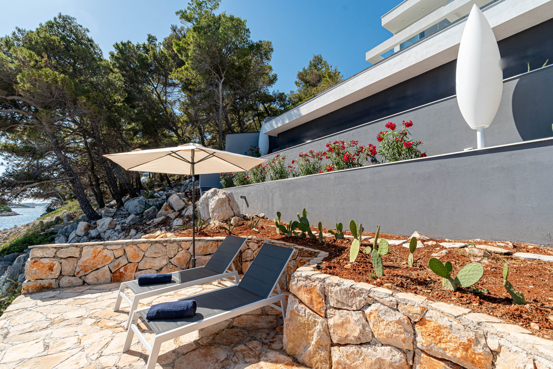 Beachfront Villa Aquamarin with Pool