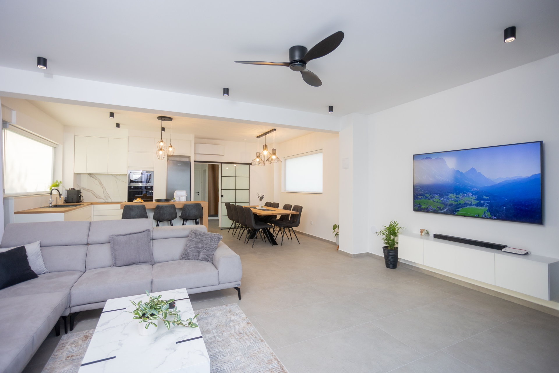 Villa Wave s bazenom uz plažu