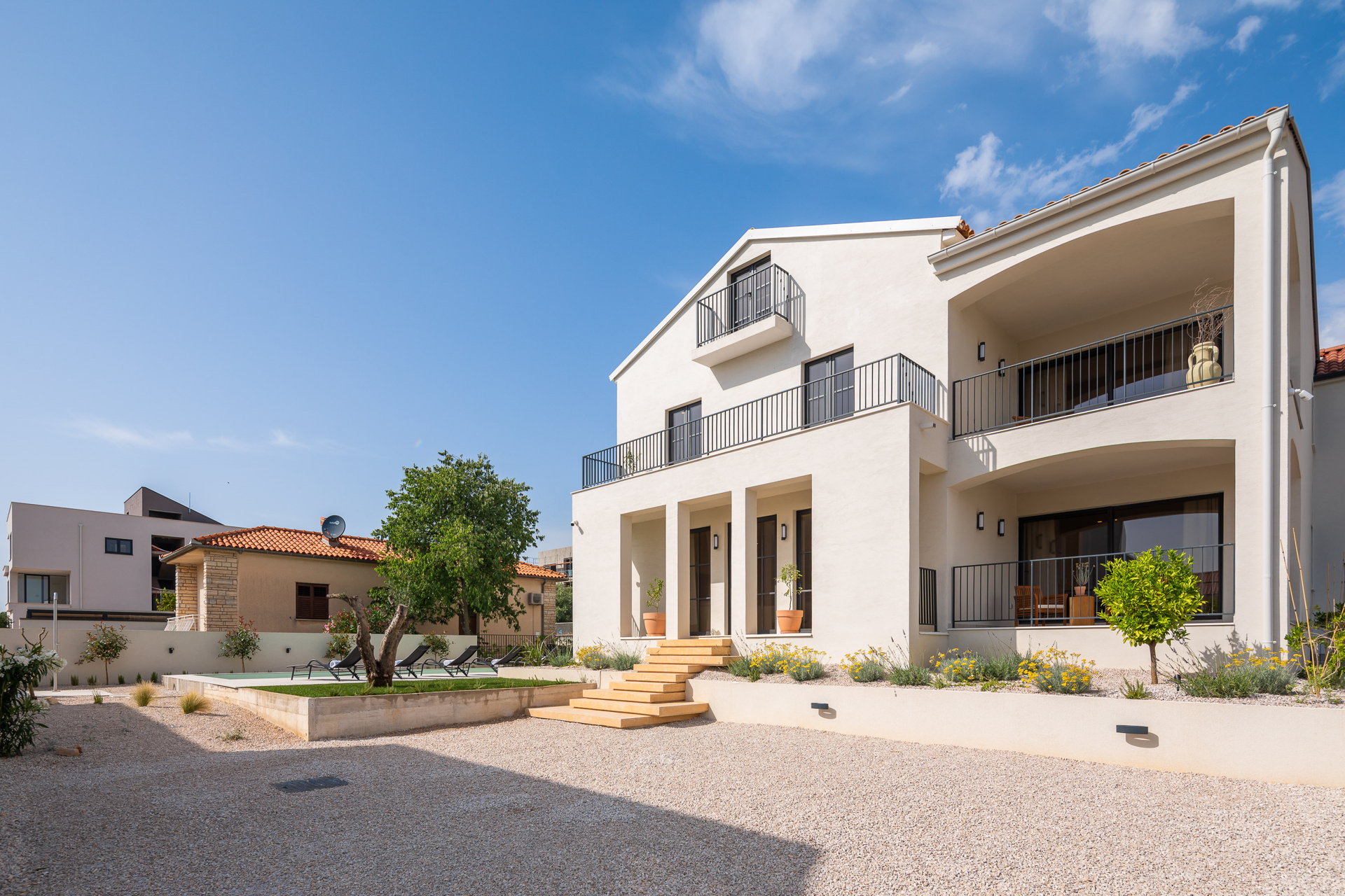 Villa Oasi di Sogno with Pool