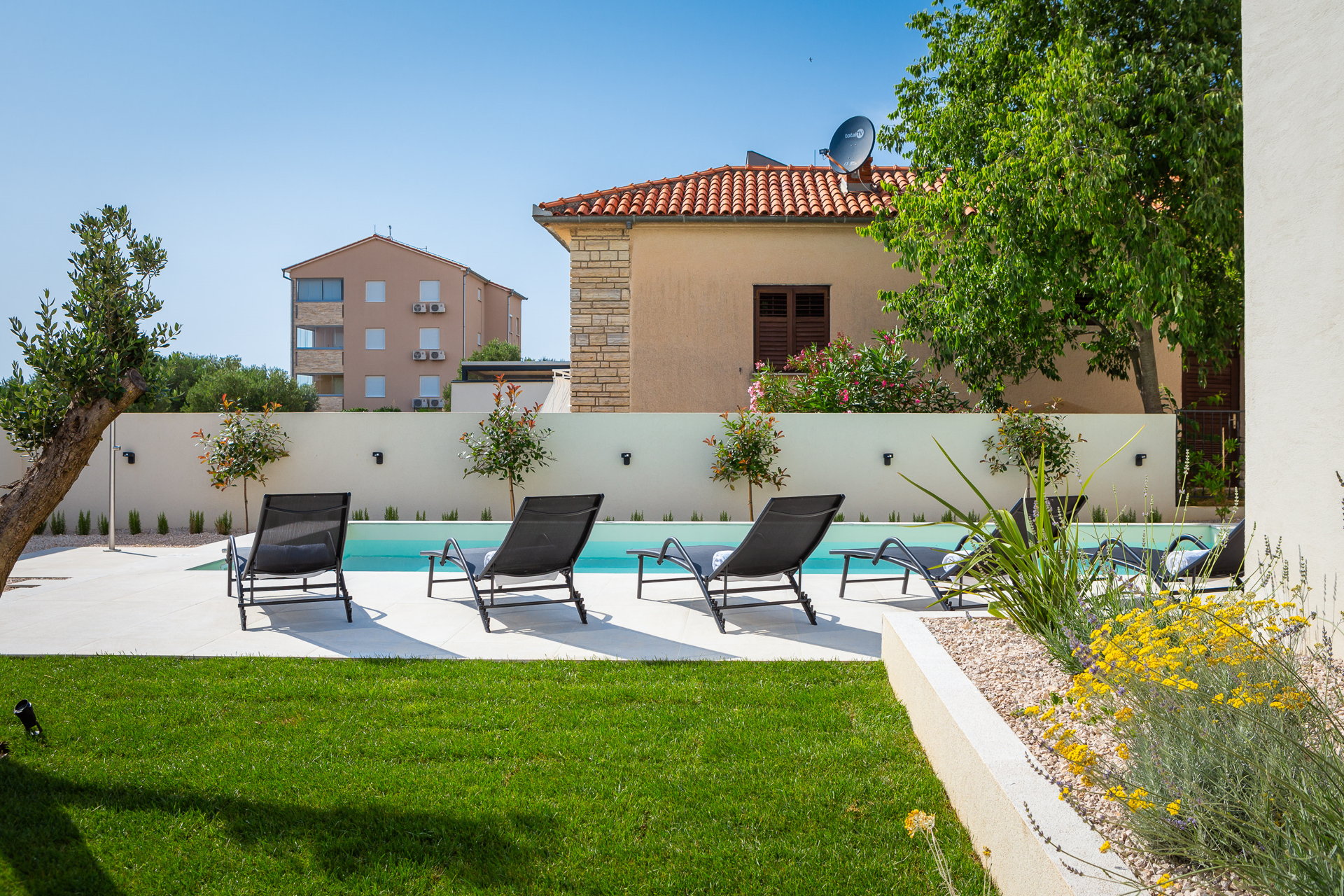 Villa Oasi di Sogno with Pool