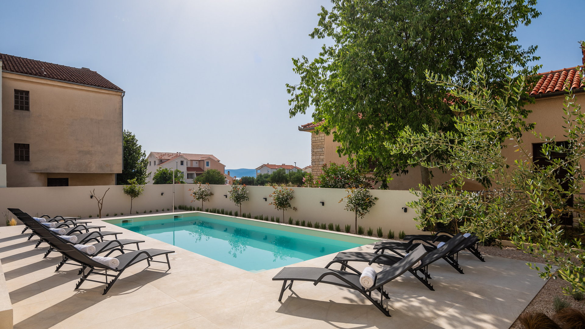 Villa Oasi di Sogno with Pool