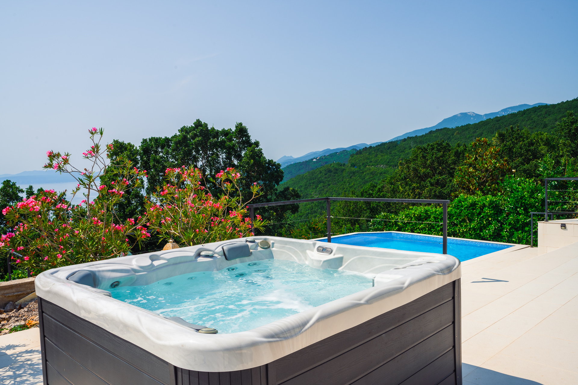 Villa Piano with Pool
