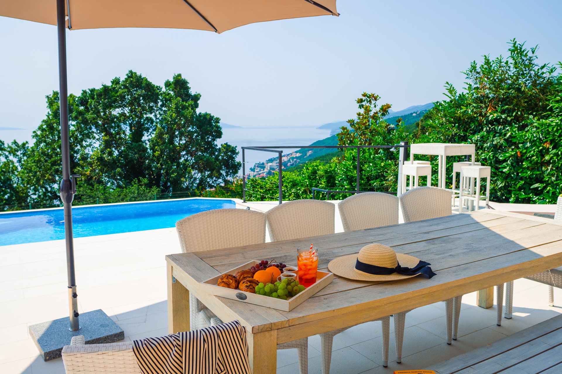 Villa Piano with Pool