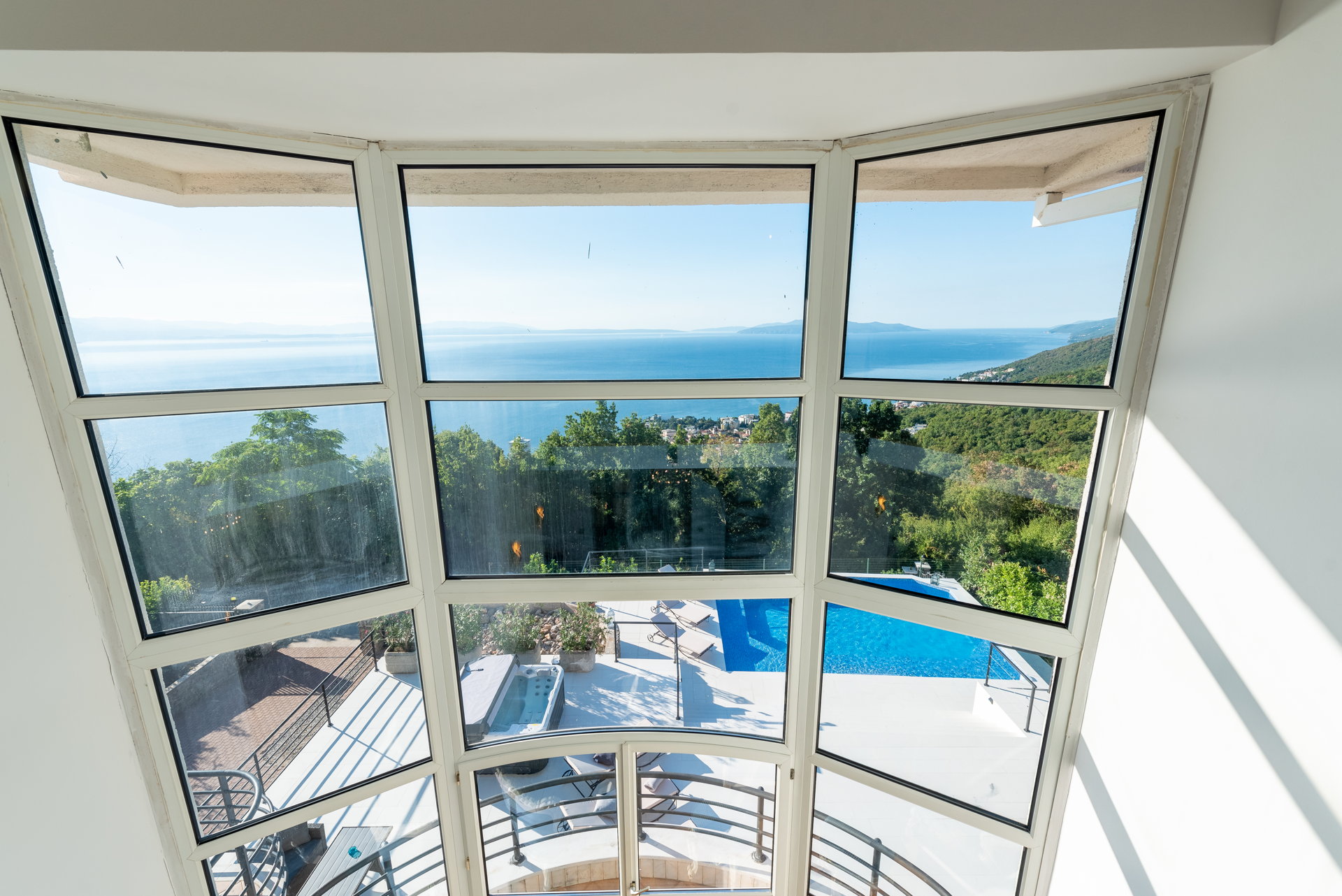 Villa Piano with Pool