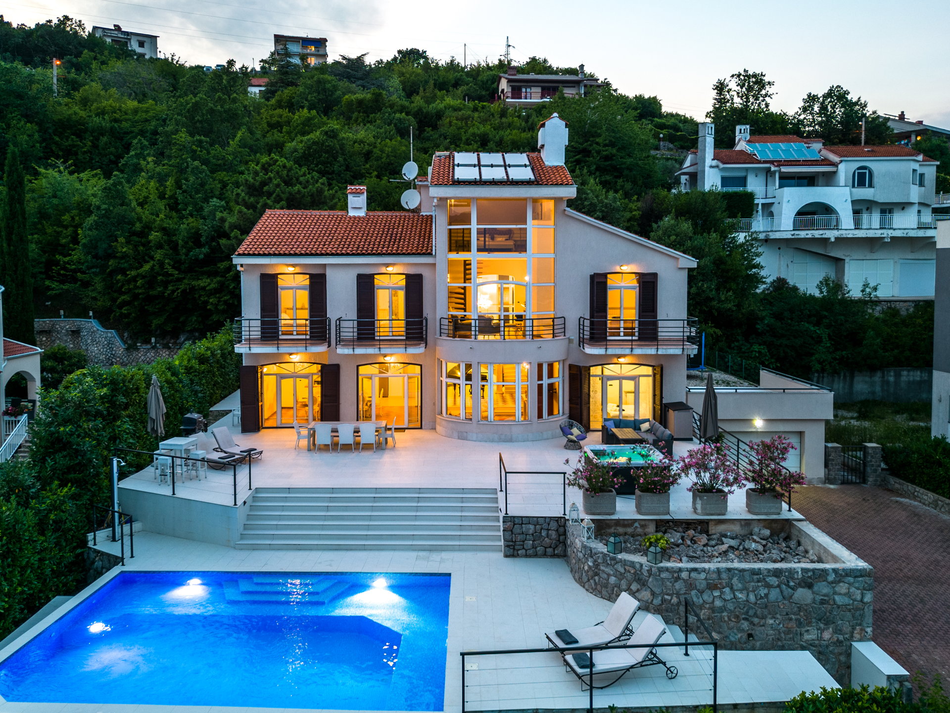 Villa Piano with Pool