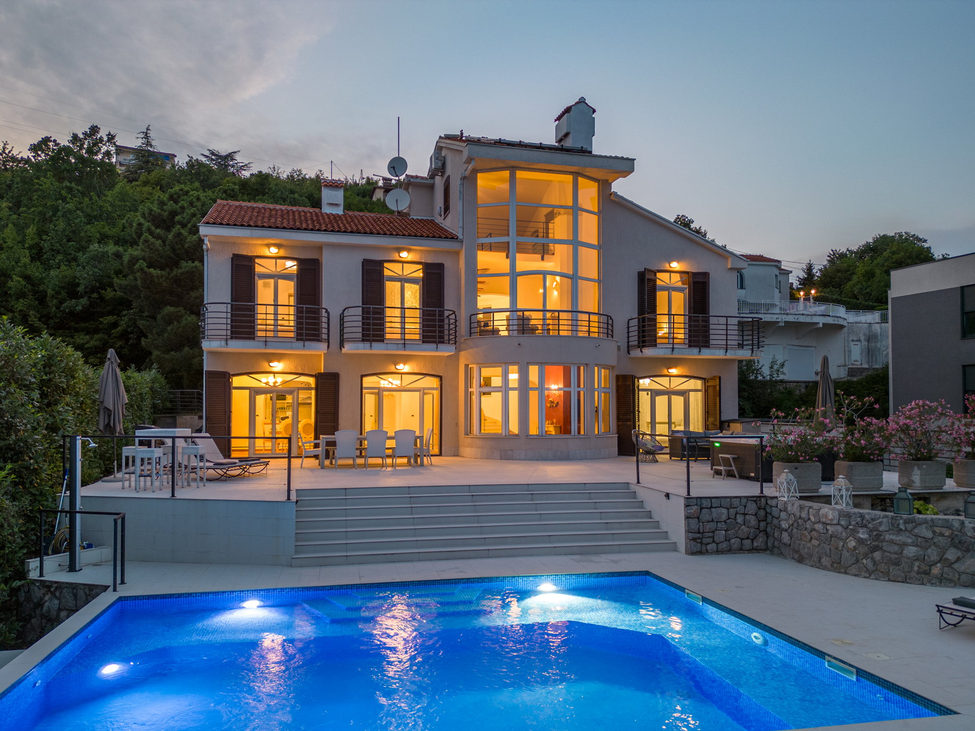 Villa Piano with Pool