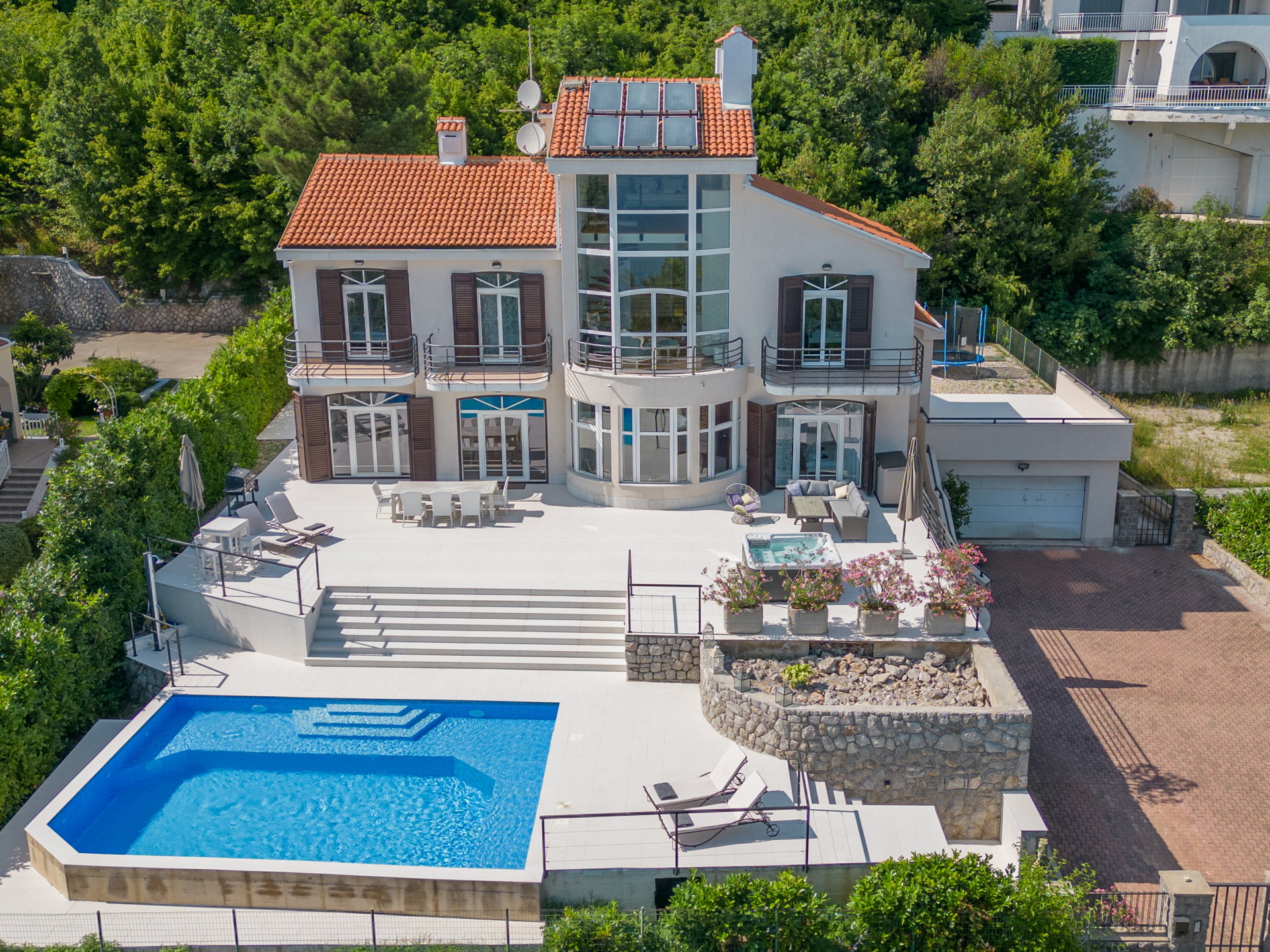 Villa Piano with Pool