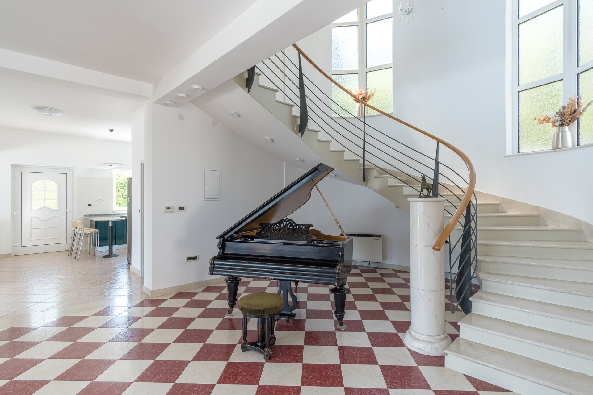 Villa Piano with Pool