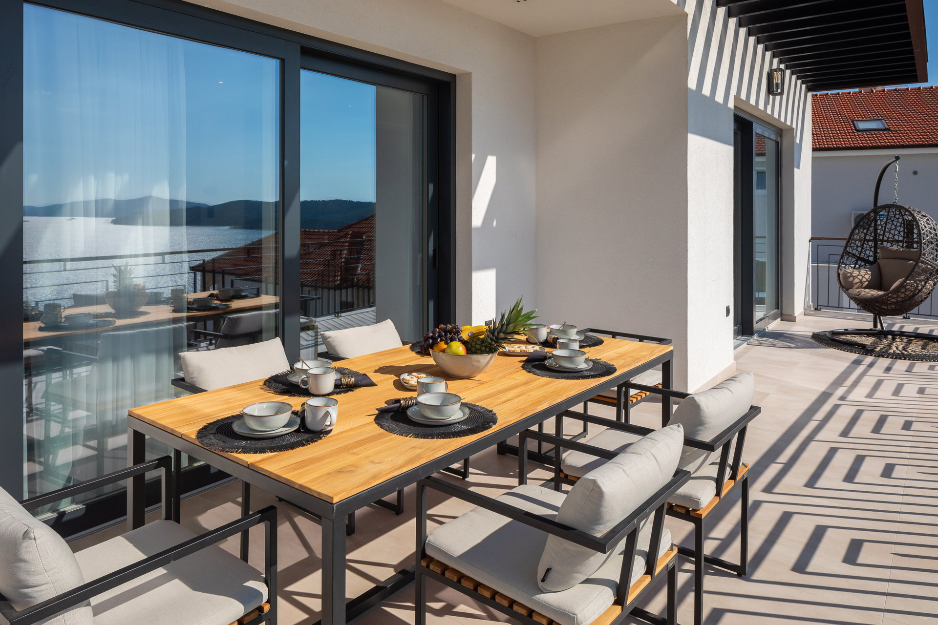 Luxury Villa de Mar with Pool