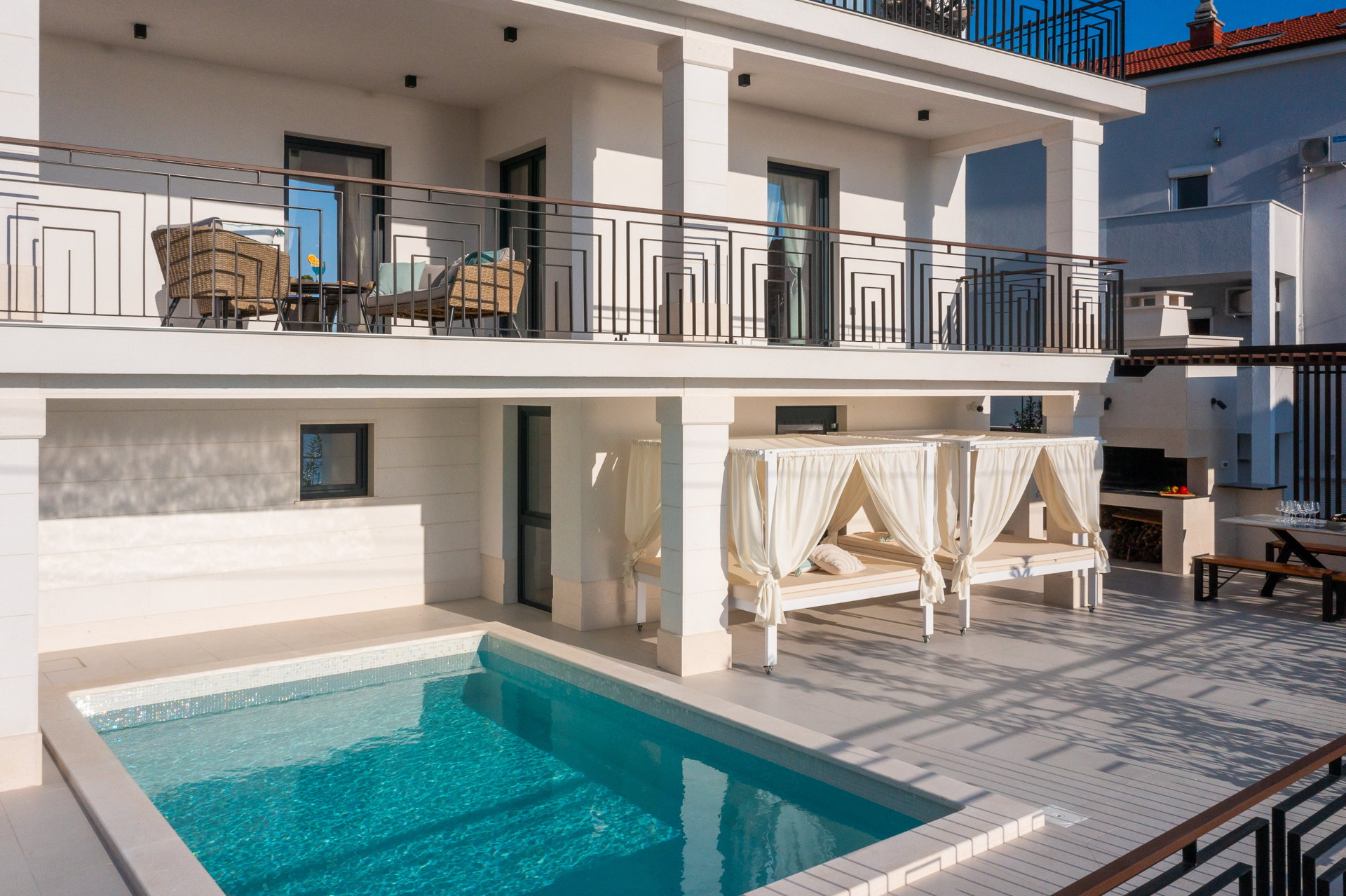 Luxury Villa de Mar with Pool