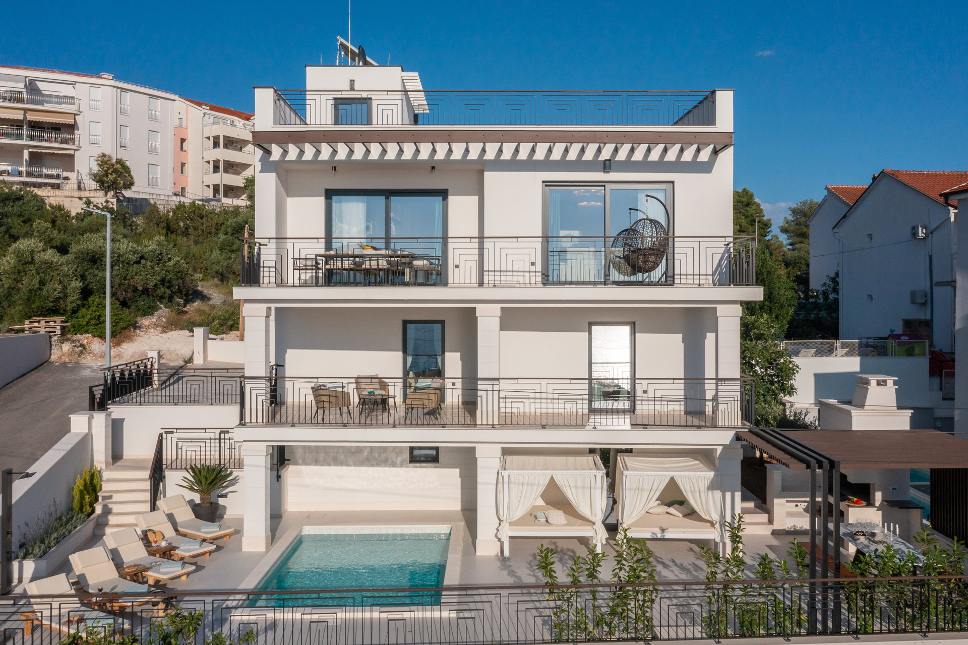 Luxury Villa de Mar with Pool