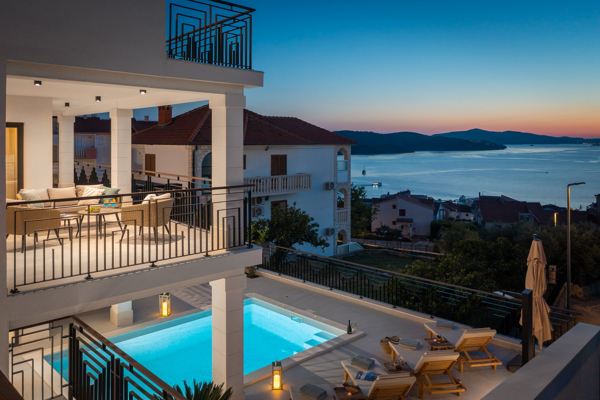 Luxury Villa de Mar with Pool