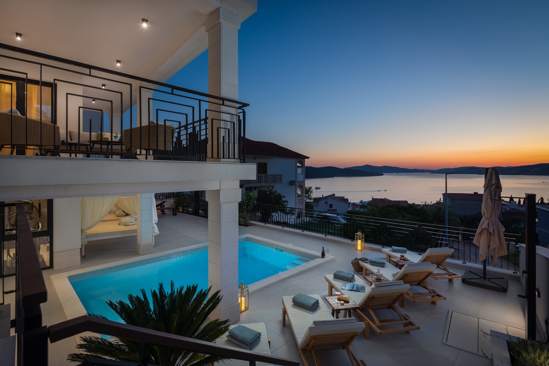 Luxury Villa de Mar with Pool