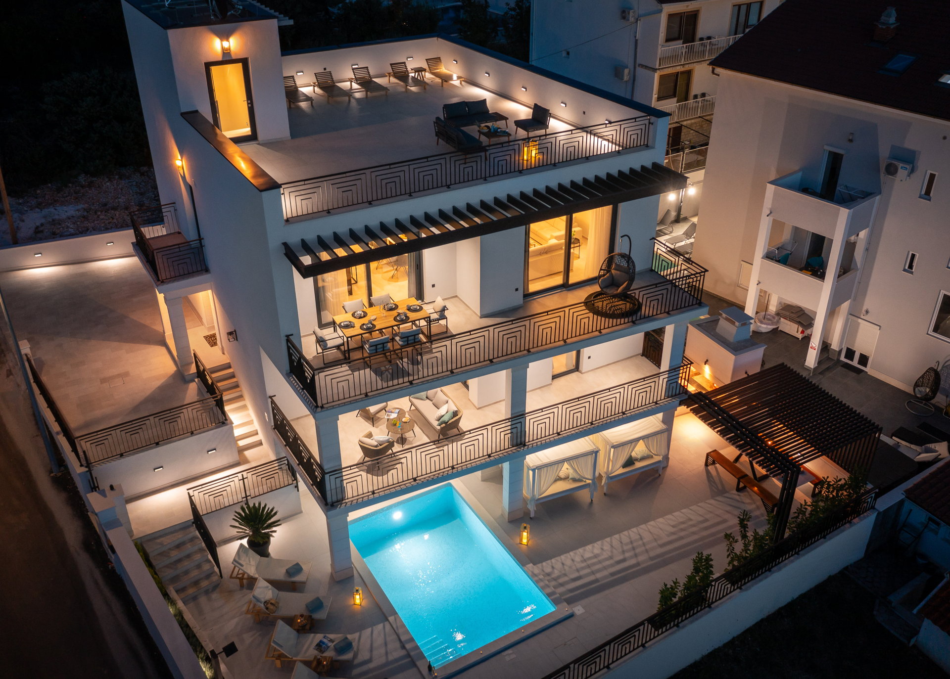 Luxury Villa de Mar with Pool