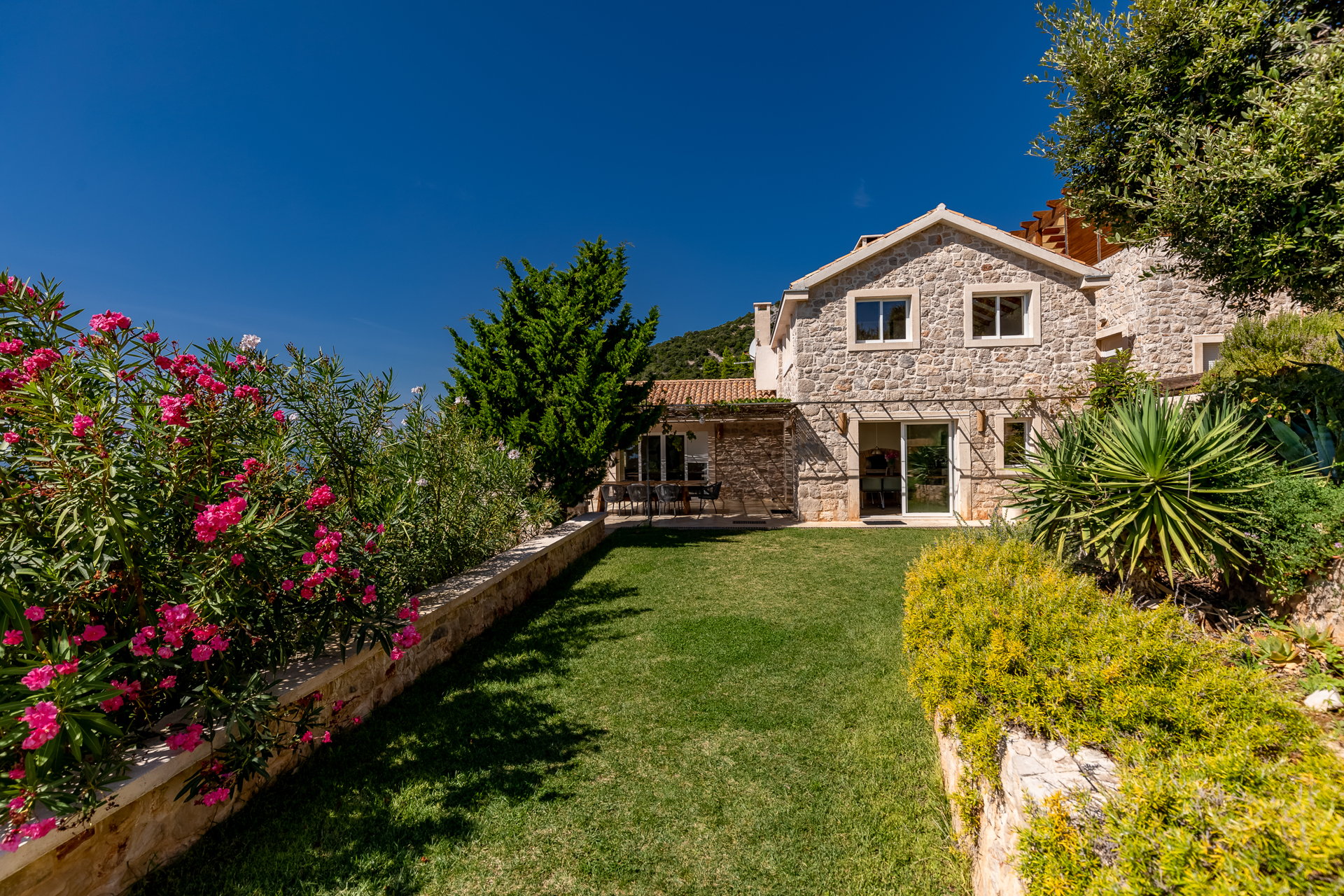 Villa Two Martinis with Pool