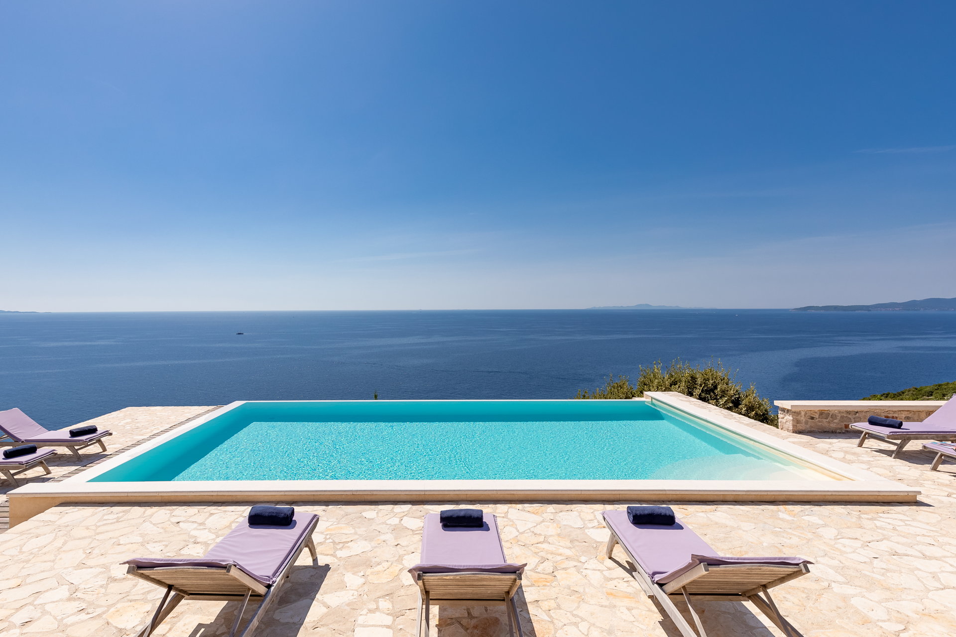 Image of Villa Two Martinis with Pool