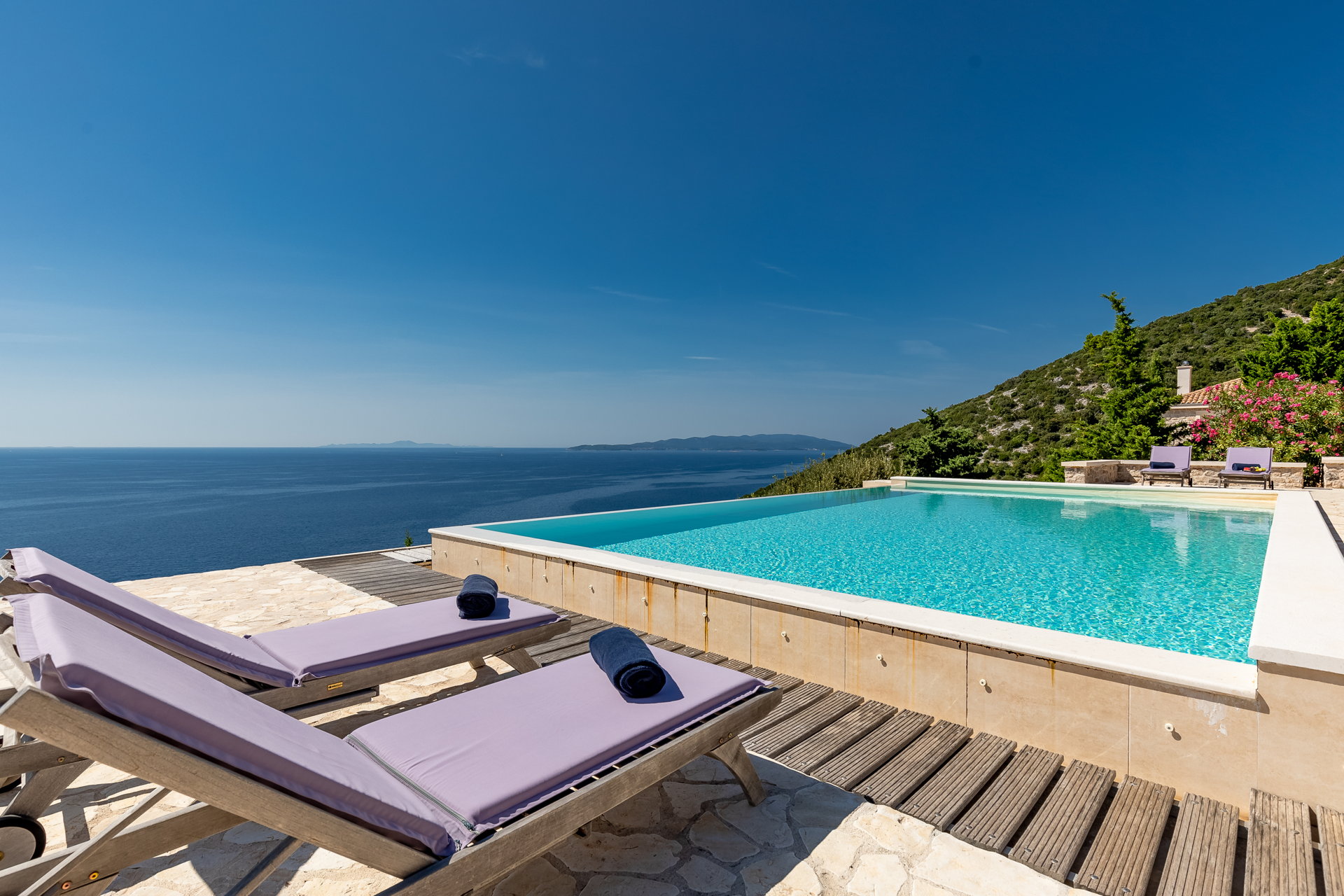 Villa Two Martinis with Pool
