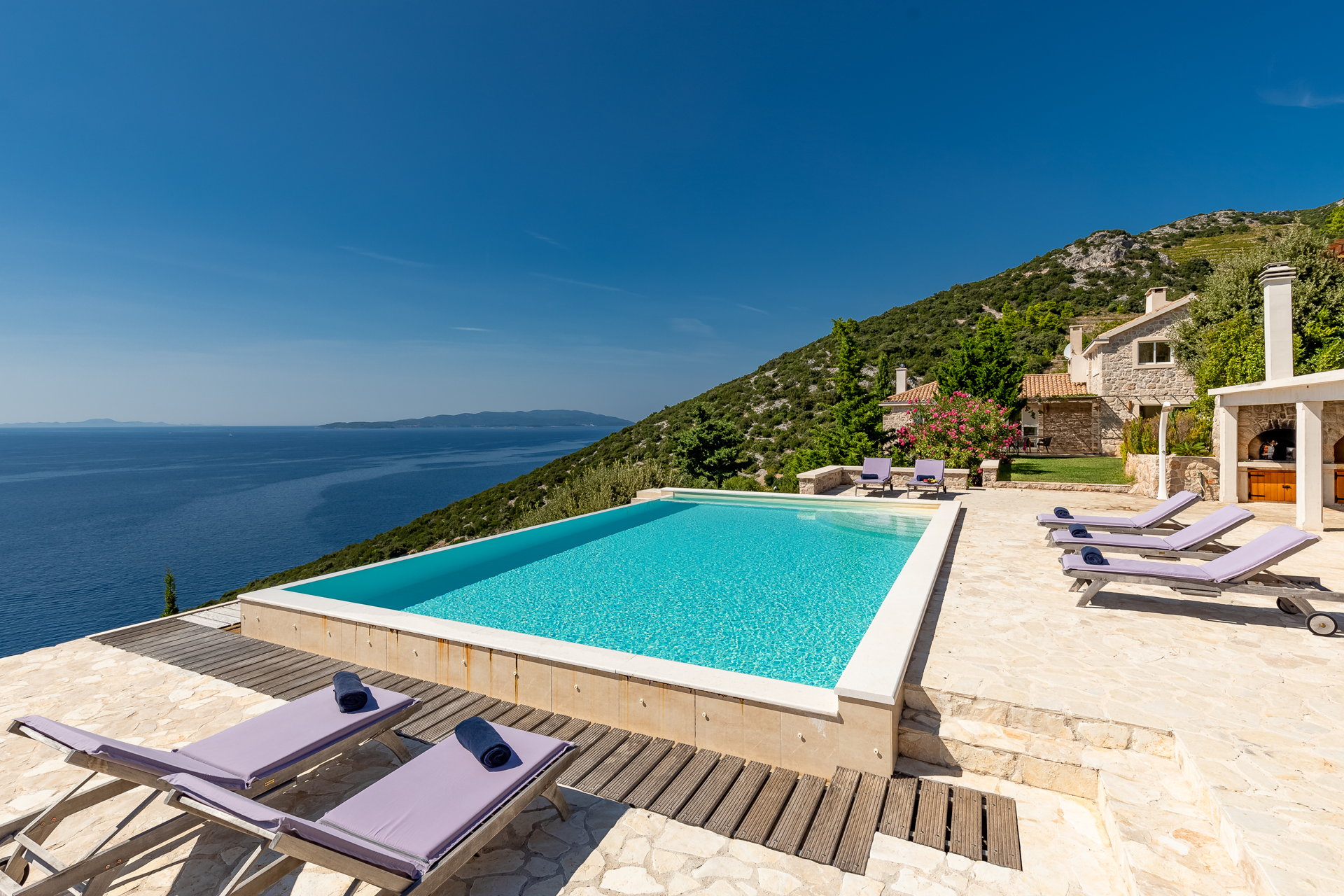 Villa Two Martinis with Pool