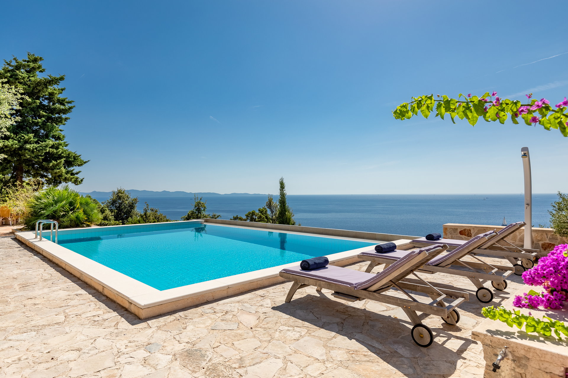 Villa Two Martinis with Pool