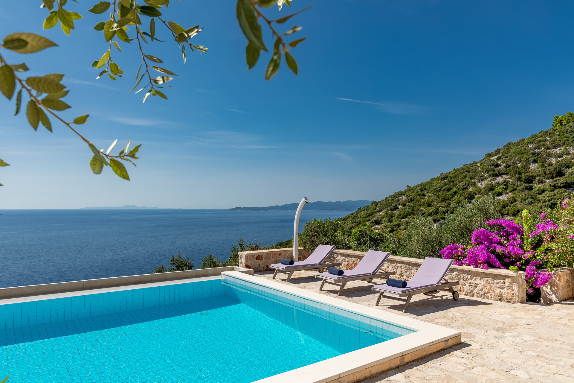 Villa Two Martinis with Pool