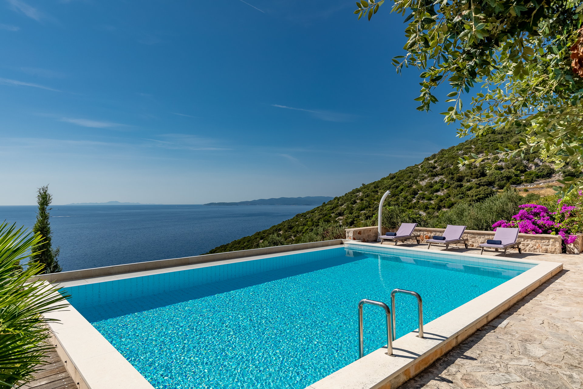 Villa Two Martinis with Pool
