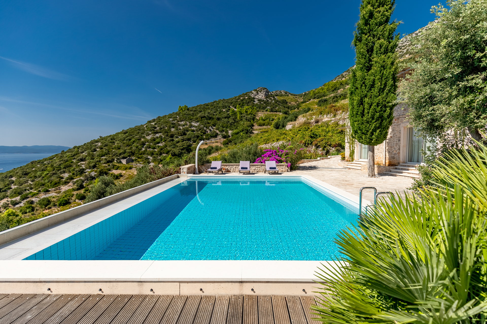 Villa Two Martinis with Pool