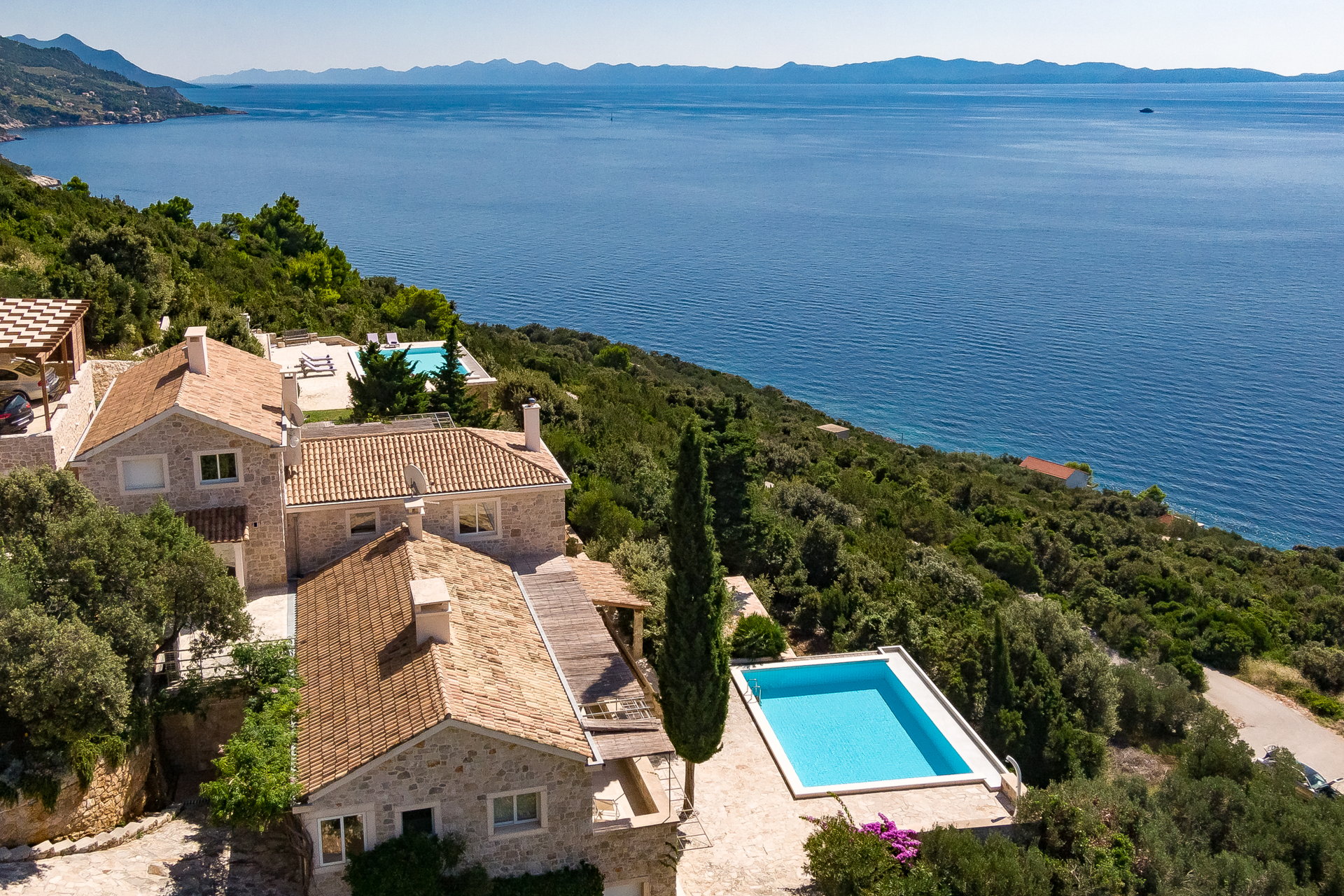 Villa Two Martinis with Pool