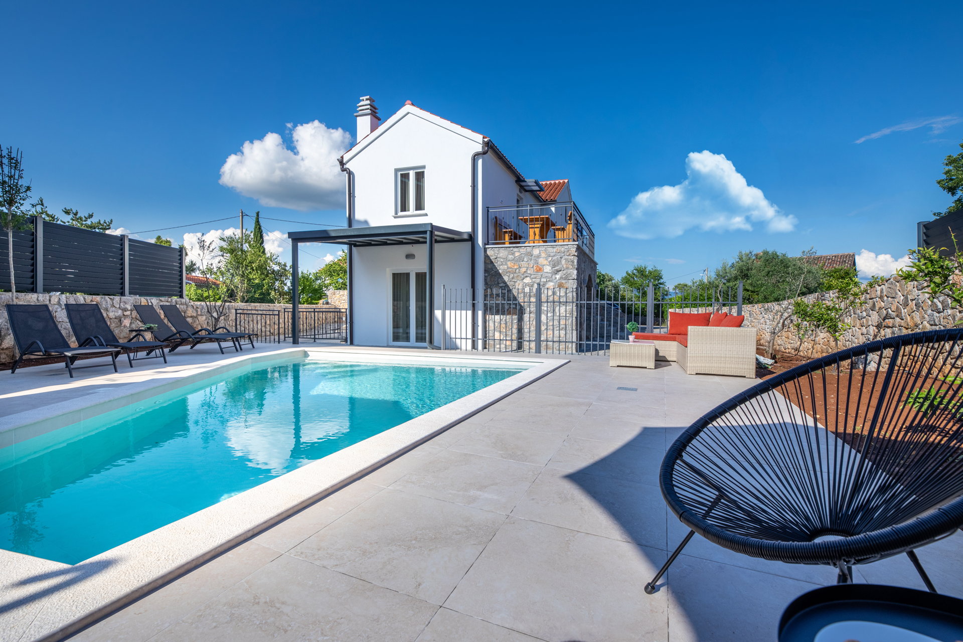 Villa Cerulean with Pool