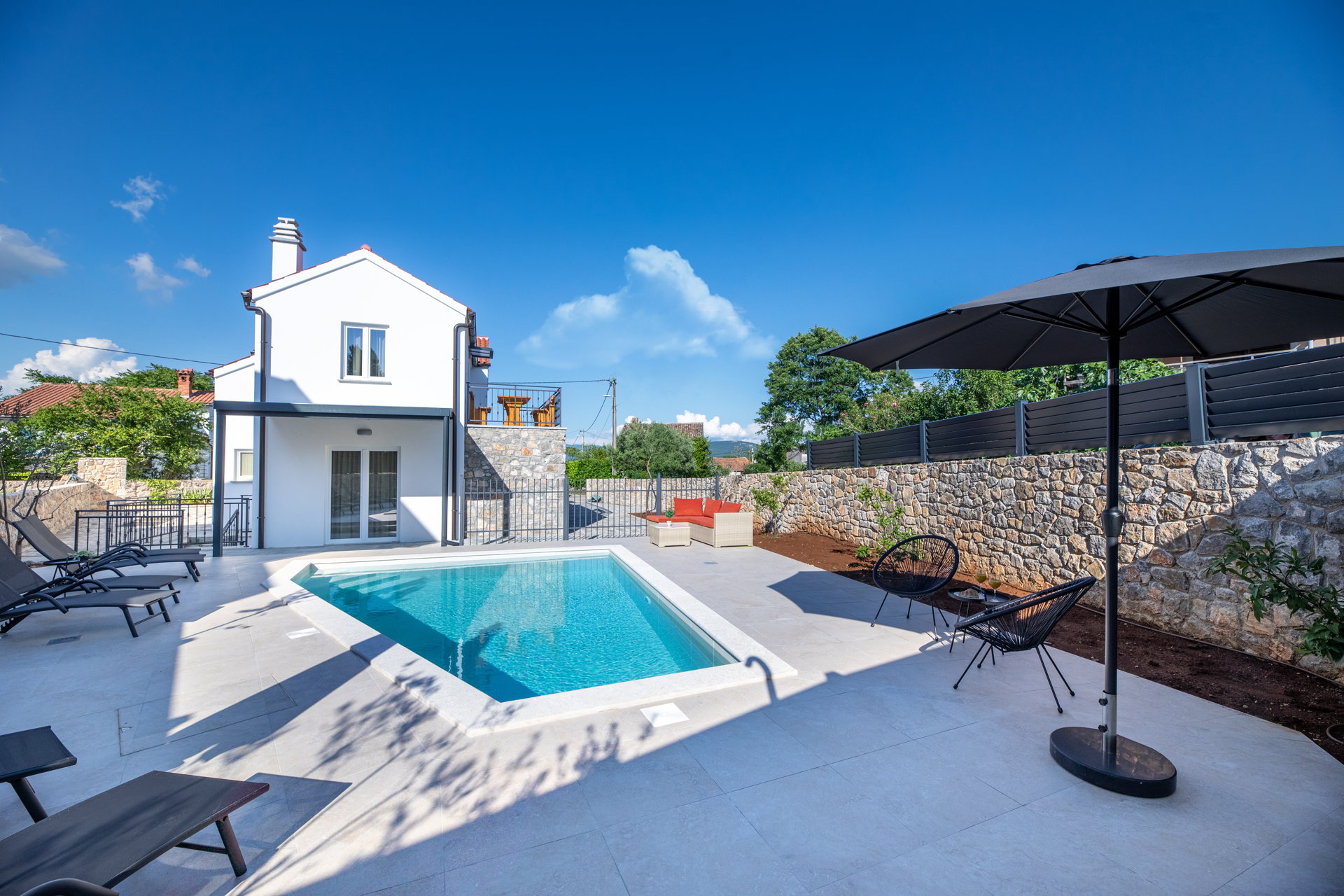Villa Cerulean with Pool