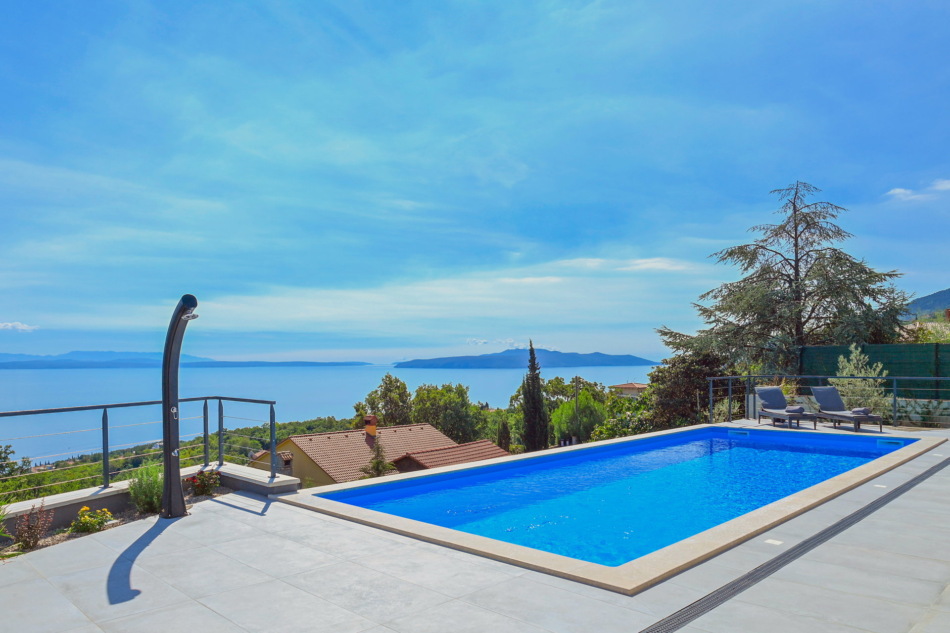 Villa Vista Sul Mare with Pool