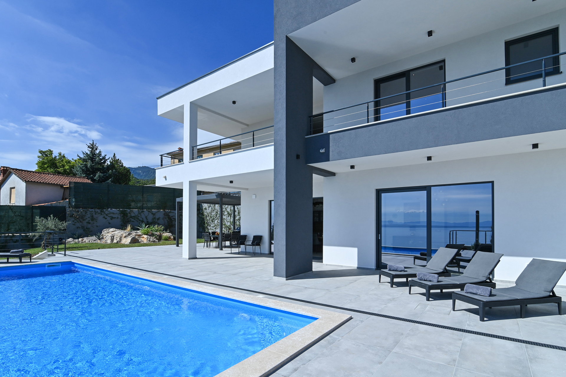 Villa Vista Sul Mare with Pool