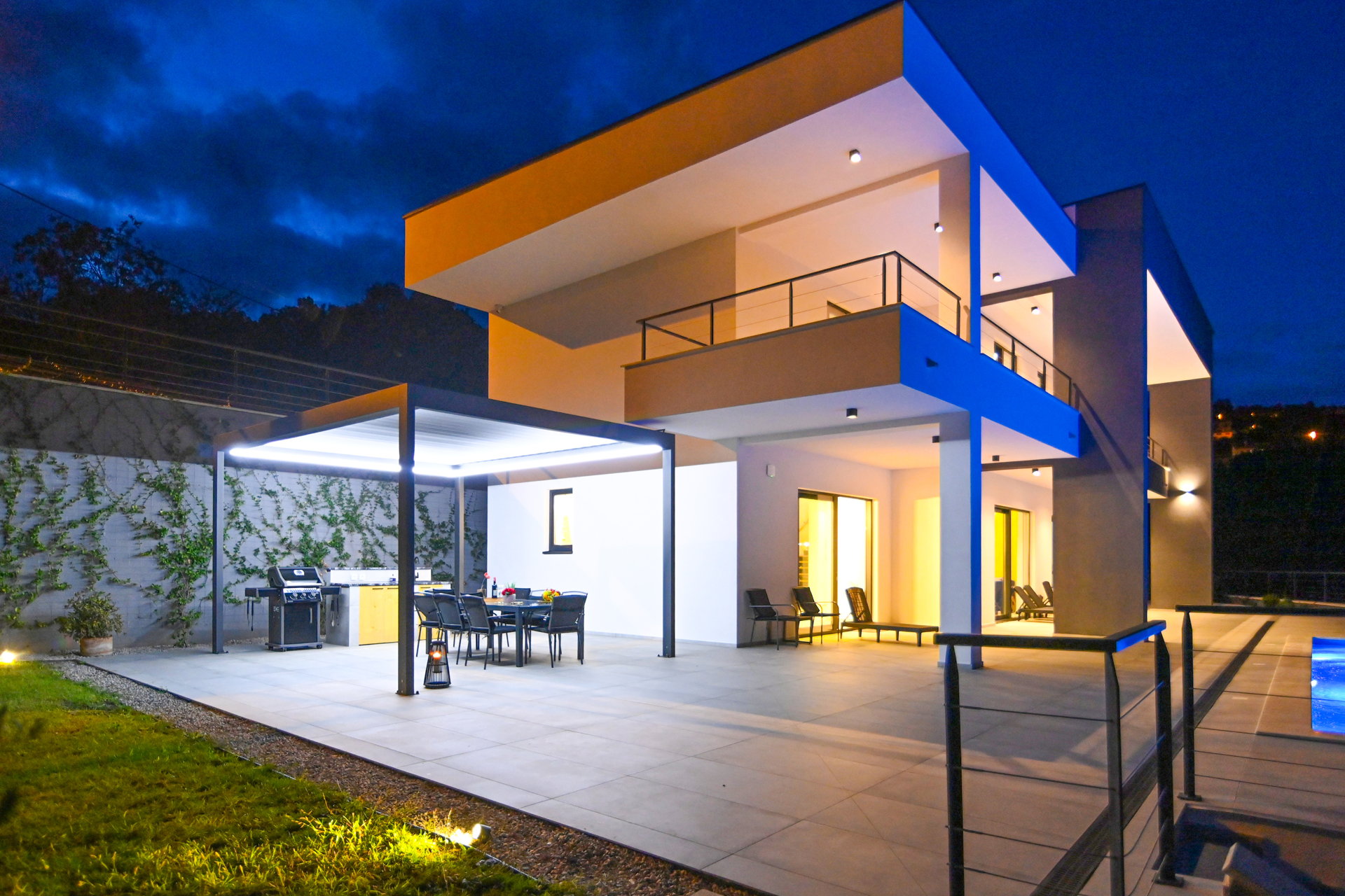 Villa Vista Sul Mare with Pool