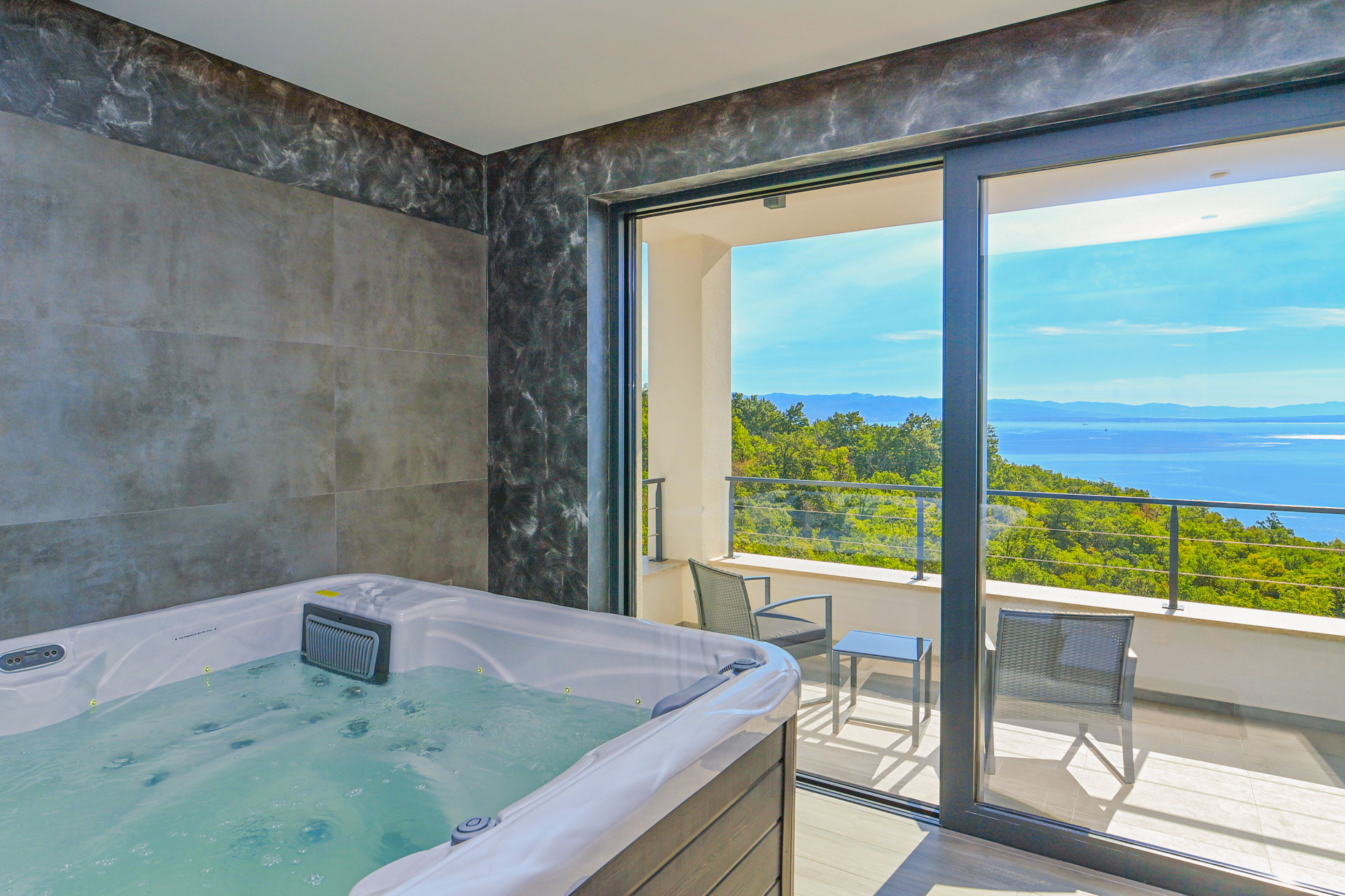 Villa Vista Sul Mare with Pool